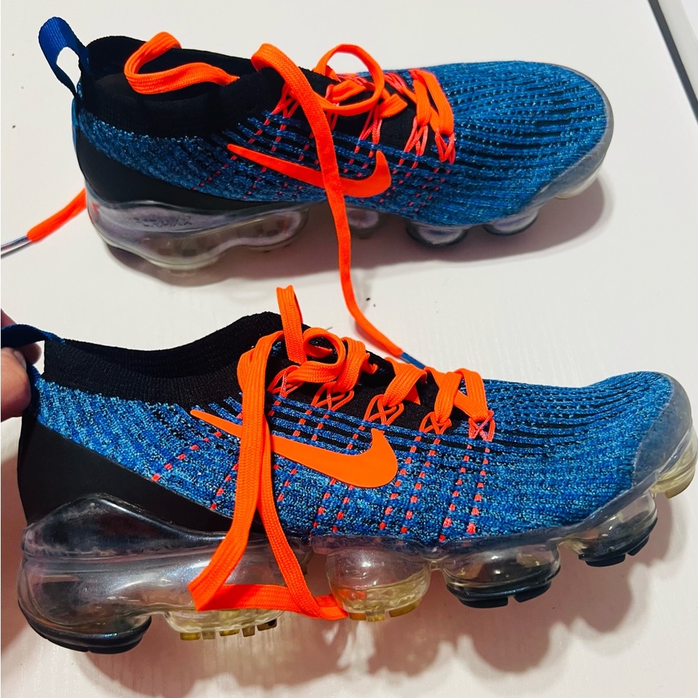 Nike Blue & Orange VaporMax Size 6.5 💙🧡
